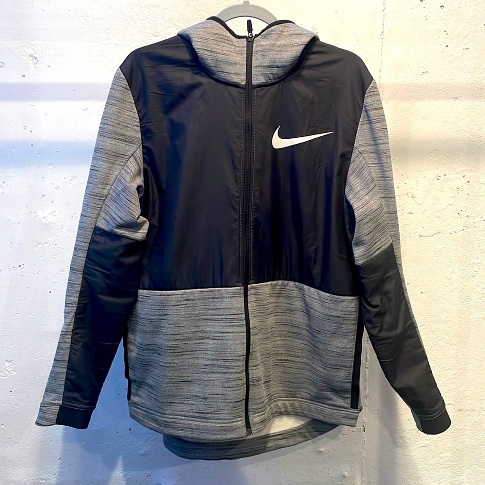 Nike Basketball Dri-FIT zip up hooded jacket